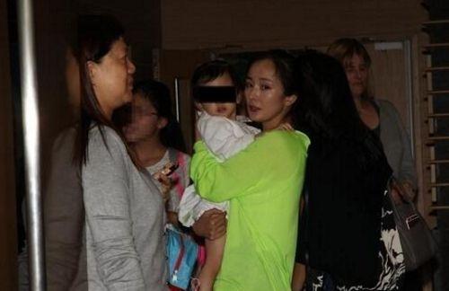 杨幂爆料女儿出轨视频,真相与争议并存 第3张 杨幂爆料女儿出轨视频,真相与争议并存 第3张